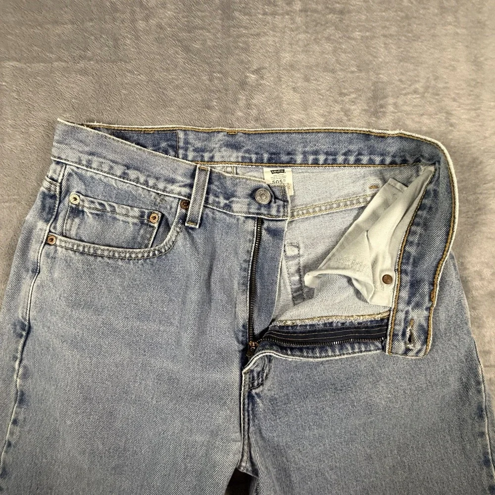Levis very nice